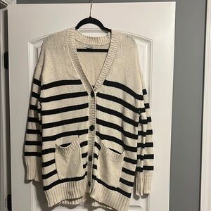 American eagle oversized cardigan size M